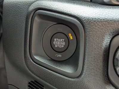 2026 Jeep Gladiator — photo 26 view