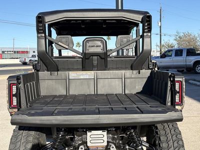 2026 Can-Am Defender MAX X mr HD11 with half-doors Dark Wildland Camo - Photo 15