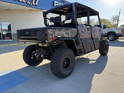 2026 Can-Am Defender MAX X mr HD11 with half-doors Dark Wildland Camo - Photo 5