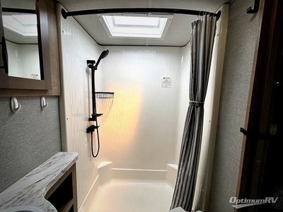 2024 Grand Design Momentum G-Class - Photo 9
