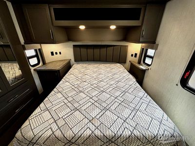 2024 Grand Design Momentum G-Class - Photo 6