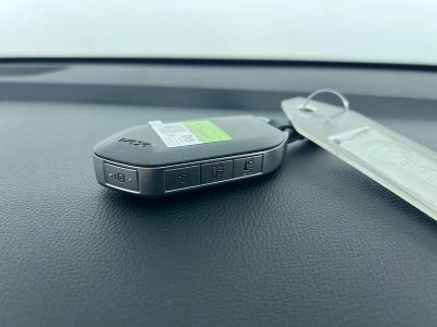 2026 Kia Sorento Hybrid — photo 35 view