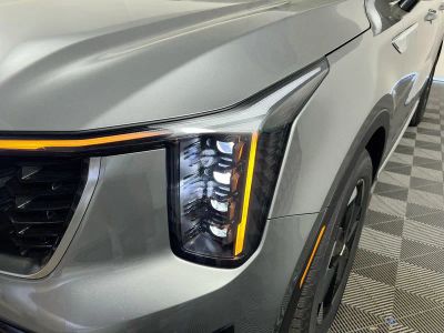 2026 Kia Sorento Hybrid — photo 11 view