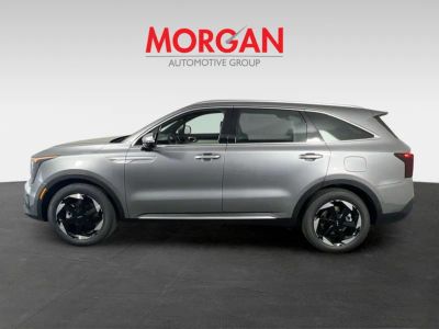 2026 Kia Sorento Hybrid — photo 8 view