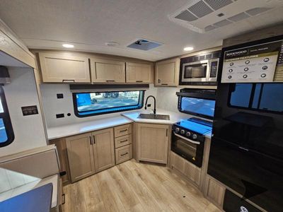 2026 Forest River RV Rockwood Ultra Lite - Photo 30