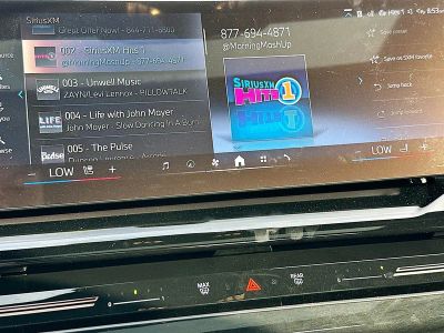 2026 BMW 5 Series — photo 12 view