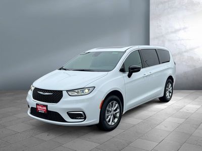2026 Chrysler Pacifica - Photo 1