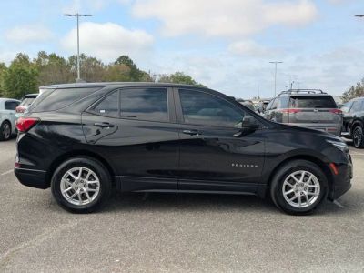 2022 Chevrolet Equinox — engine compartment view