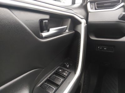 2024 Toyota RAV4 - Photo 20