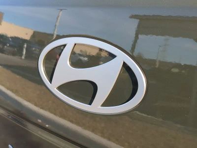 2026 Hyundai SANTA FE HYBRID — photo 13 view