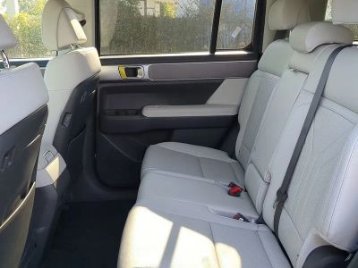 2026 Hyundai SANTA FE HYBRID — photo 17 view