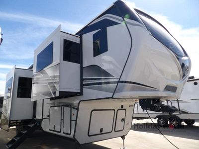 2025 Keystone Montana - Photo 2