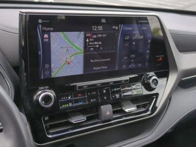 2020 Toyota Highlander - Photo 12