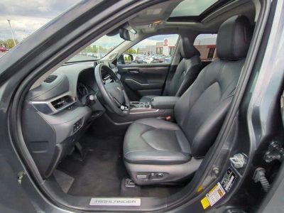 2020 Toyota Highlander - Photo 8