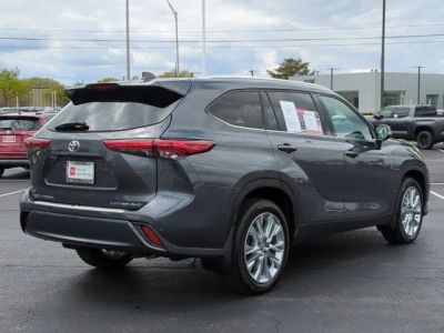 2020 Toyota Highlander - Photo 5
