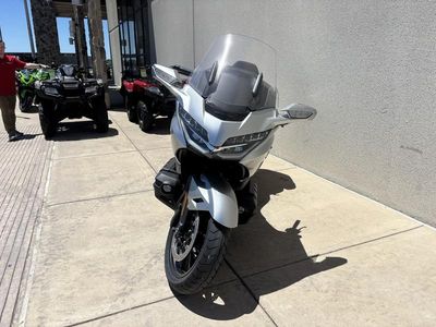 2025 Honda Gold Wing 50th Anniversary - Photo 2