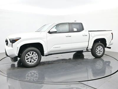 2026 Toyota Tacoma - Photo 2