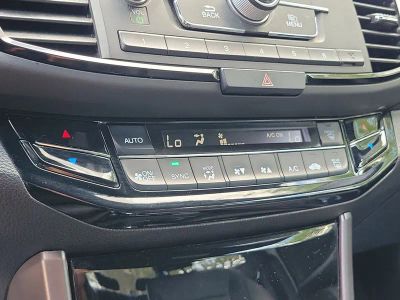 2017 Honda Accord — photo 28 view