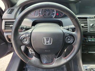 2017 Honda Accord — photo 21 view