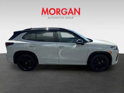 2026 Volkswagen Tiguan — photo 8 view