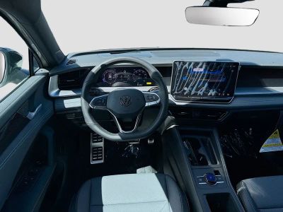 2026 Volkswagen Tiguan — photo 17 view