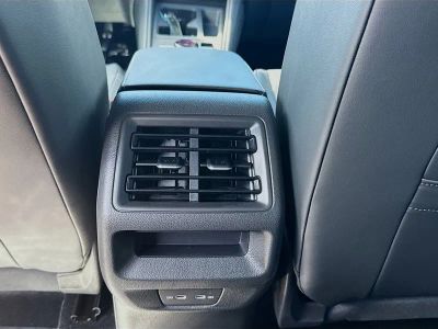 2026 Volkswagen Tiguan — photo 19 view