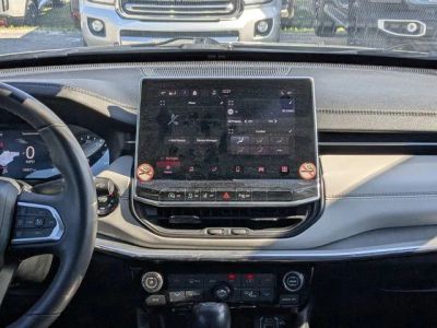 2024 Jeep Compass — photo 16 view