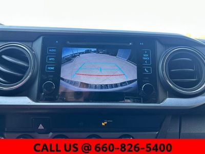2019 Toyota Tacoma - Photo 18