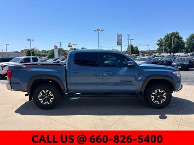 2019 Toyota Tacoma - Photo 4