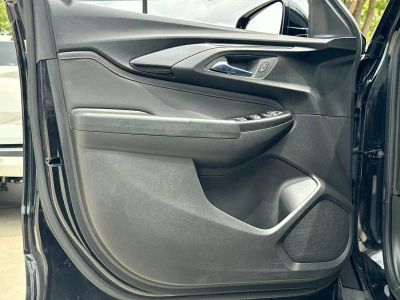 2022 Chevrolet TrailBlazer - Photo 12