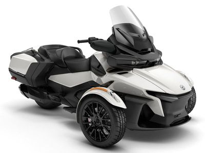 2026 Can-Am Spyder RT - Photo 1