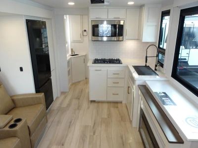 2026 Brinkley RV MODEL I - Photo 6
