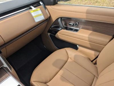 2026 Land Rover Range Rover — photo 17 view