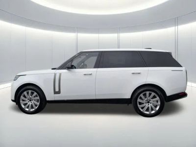 2026 Land Rover Range Rover — side profile view