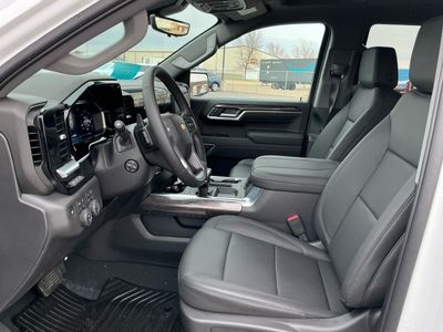 2026 Chevrolet Silverado 1500 — photo 10 view