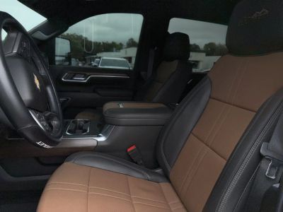 2025 Chevrolet Silverado 2500HD - Photo 15