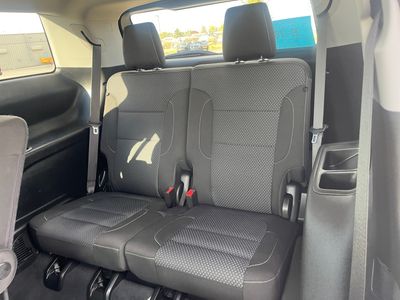 2023 GMC Acadia — photo 13 view