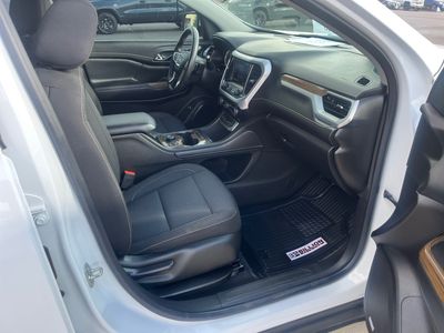 2023 GMC Acadia — photo 7 view