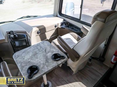 2019 Entegra Coach Vision — photo 9 view