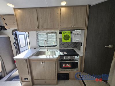 2026 Coachmen RV Leprechaun - Photo 14