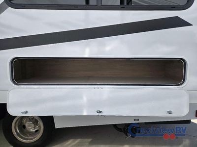 2026 Coachmen RV Leprechaun - Photo 8