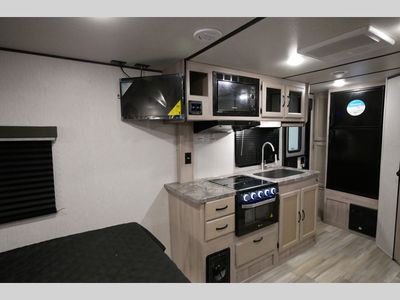 2022 Coachmen RV Northern Spirit XTR - Photo 28