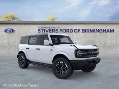 2026 Ford Bronco Outer Banks in Oxford White — front three-quarter view