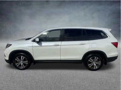 2017 Honda Pilot — interior view
