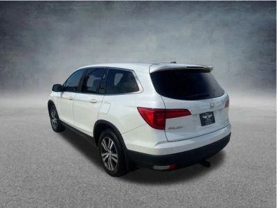 2017 Honda Pilot — detail view