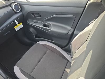 2025 Nissan Versa - Photo 15