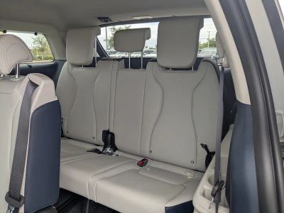 2026 Kia Carnival Hybrid — photo 17 view