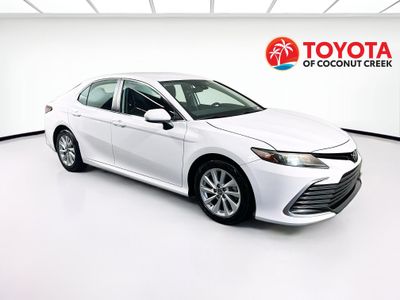 2023 Toyota Camry - Photo 1