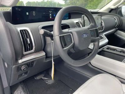 2026 Ford Expedition - Photo 17