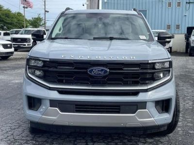 2026 Ford Expedition - Photo 6
